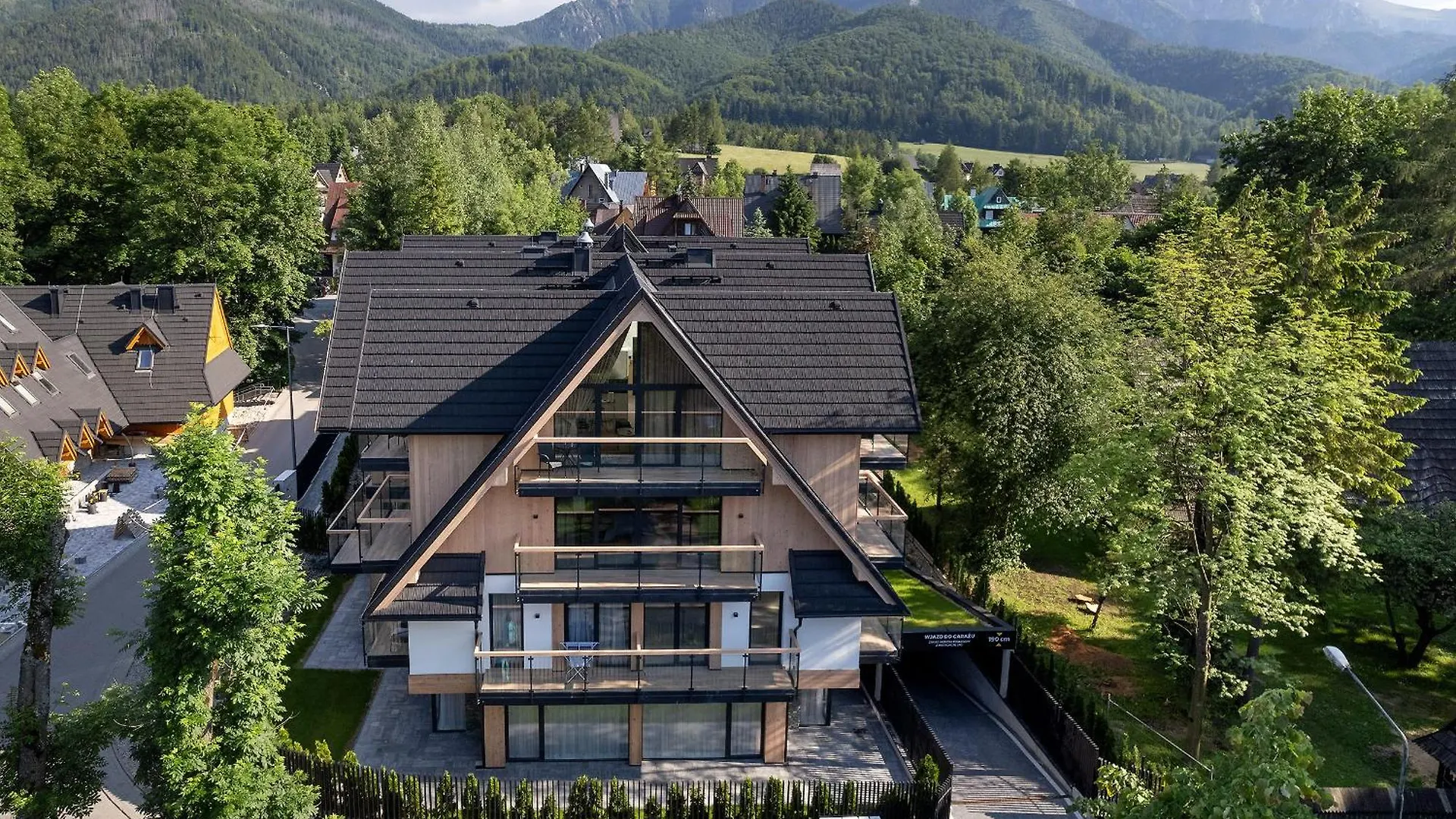 Apartamenty Male Zywczanskie Spa Odkryj Zakopane Poland